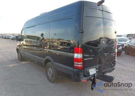 2014 Mercedes-Benz Sprinter 2500 High Roof из США, поврежденный, VIN WDZPE8CC7E5919511